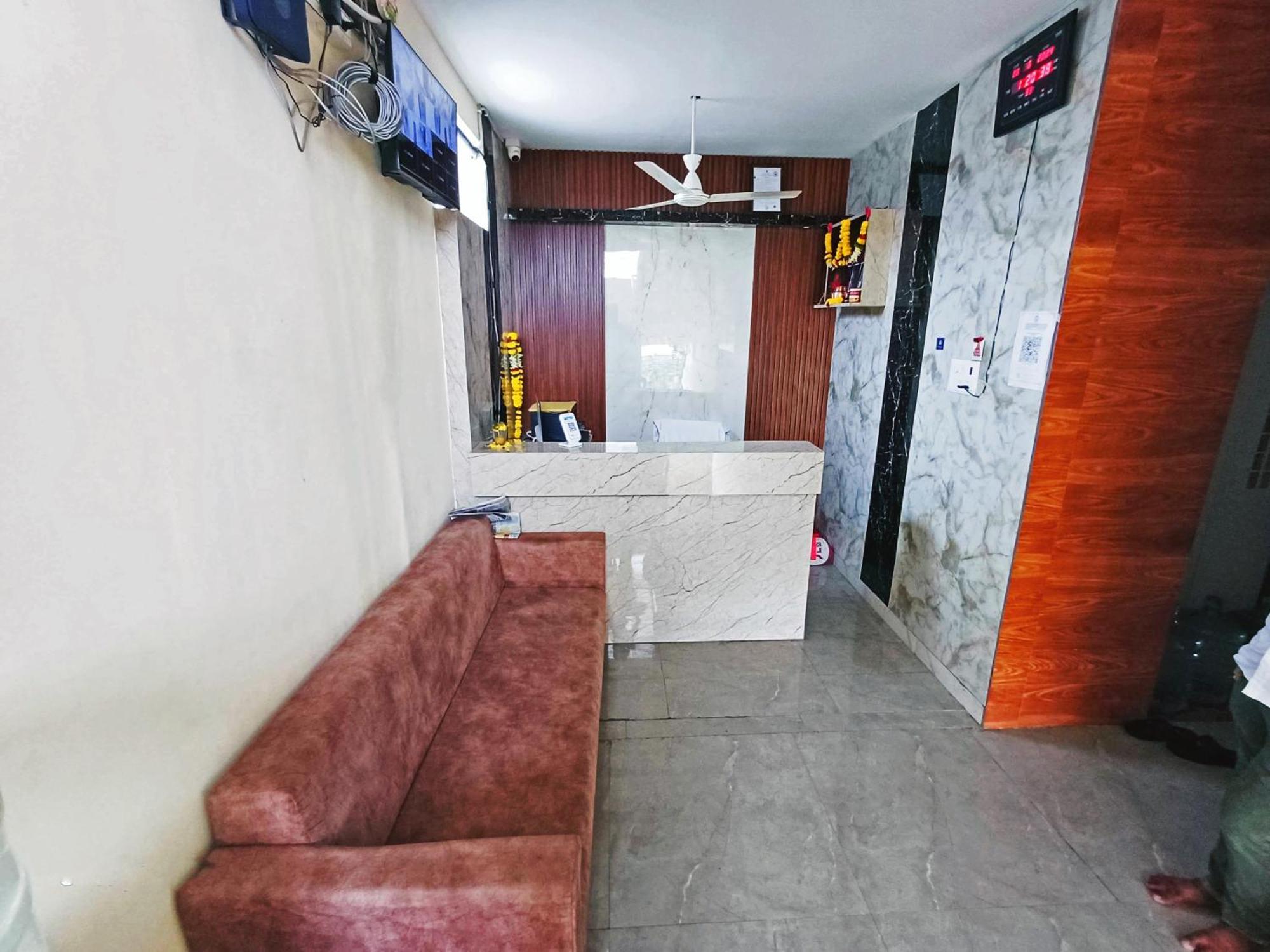 Udupi Deluxe Lodge Gulbarga Kalaburagi Exterior foto